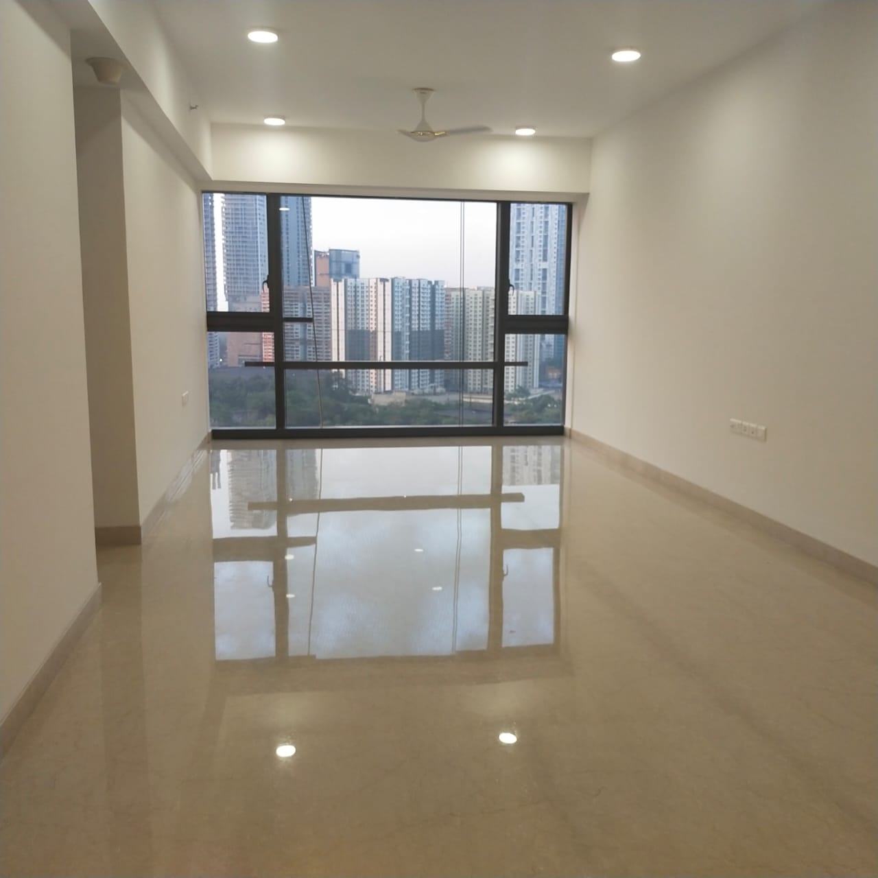 3Bhk for Sale in Lodha Marquise, Worli  @7 Cr